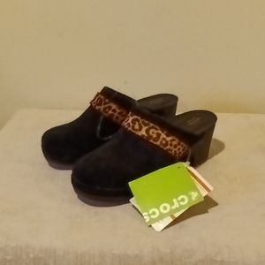 NWT Suede Crocs